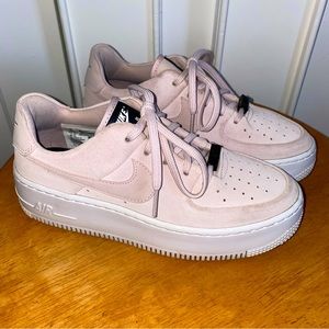 Nike Air Force 1 Sage Low